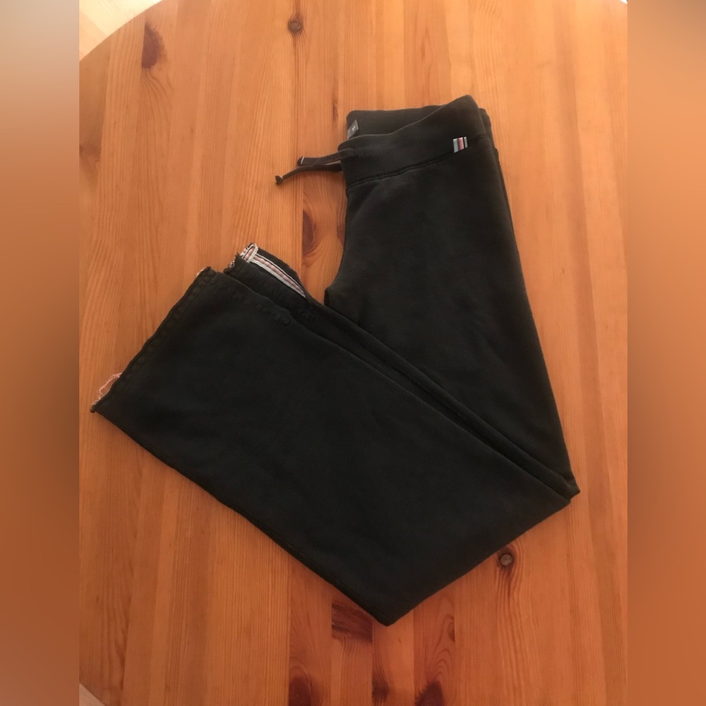 TNA Action Sweatpants